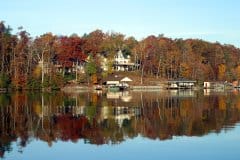 Smith Mountain Lake (October); Photo Copyright 2006 Ted Pratt